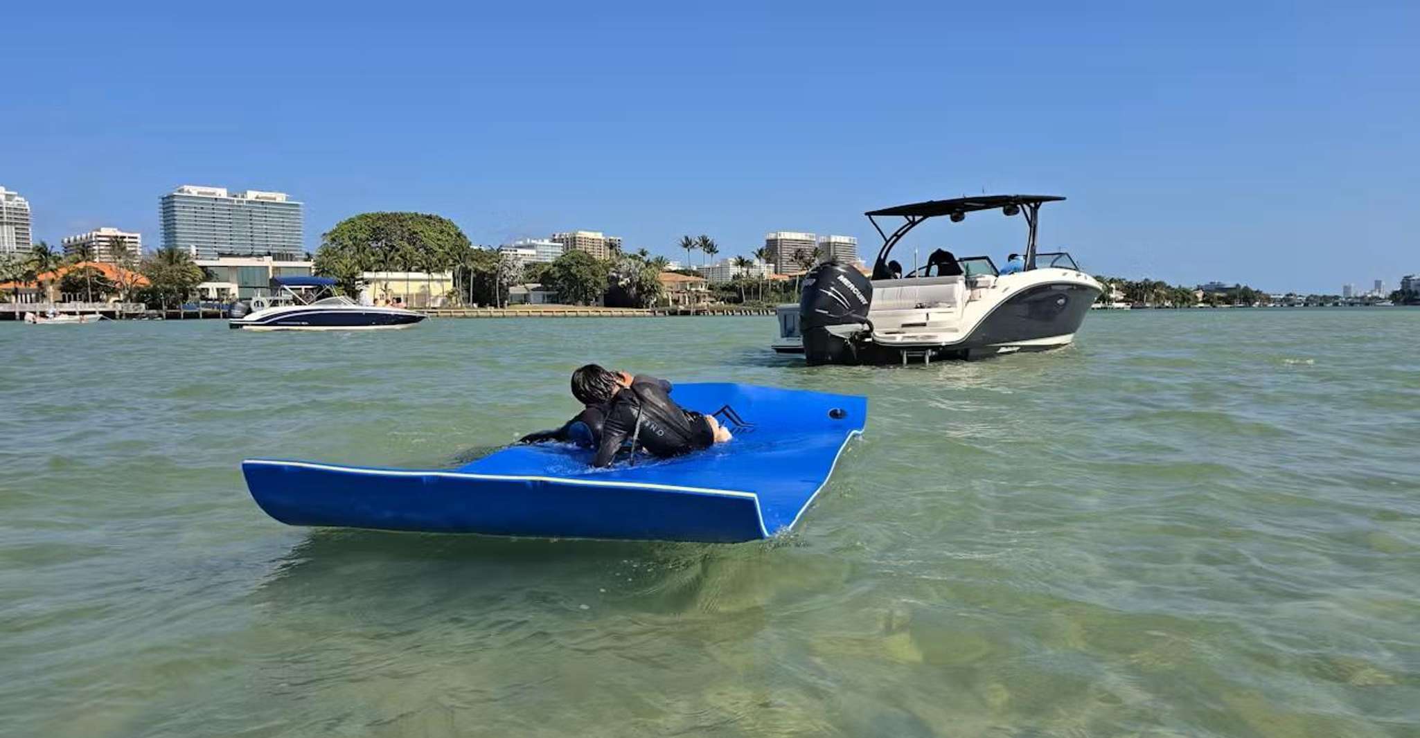 Miami: Guided Boat Tour with Champagne photo 8
