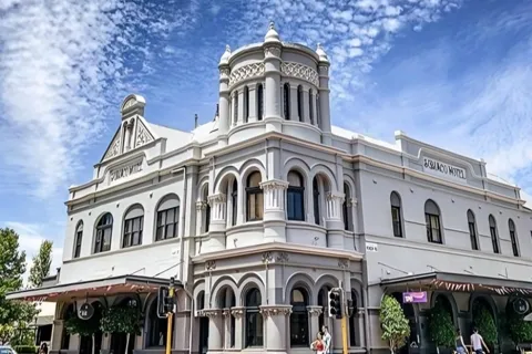 Perth : Private Custom Tour with a Local Guide