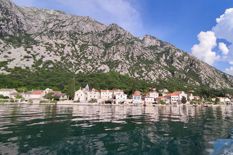 7 timmar privat tur Perast, Kotor Bay &amp; Blue Cave, lunchpaus