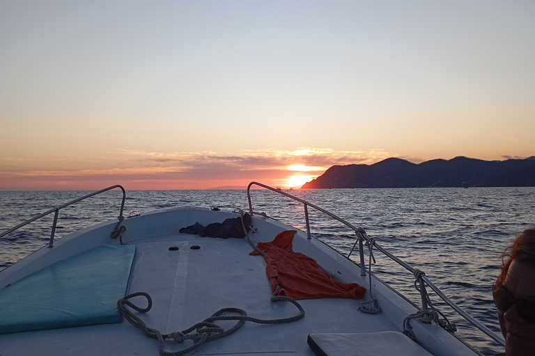 Vernazza: morning tour-afternoon-sunset aperitiv cruise tour 2-Hour Tour