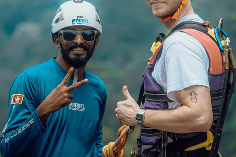From Kandy: Lakshapana Waterfall Bungee Jump with Pickup