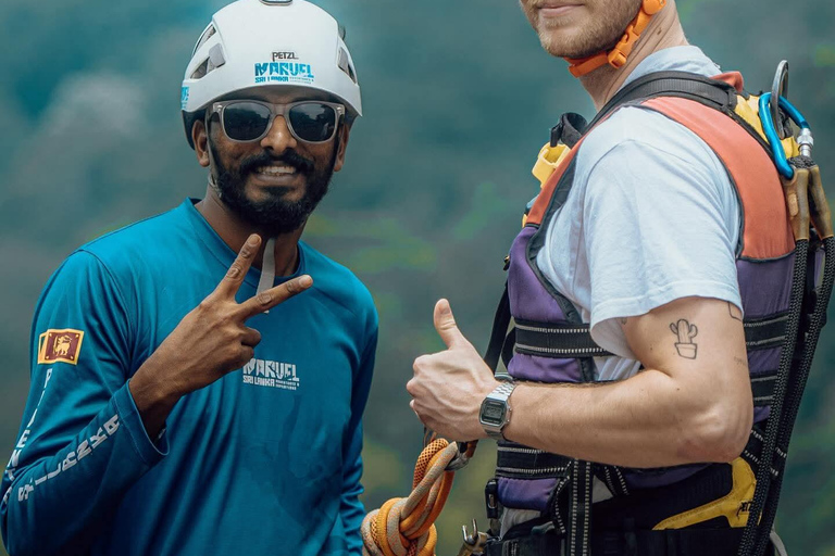 From Kandy: Lakshapana Waterfall Bungee Jump with Pickup