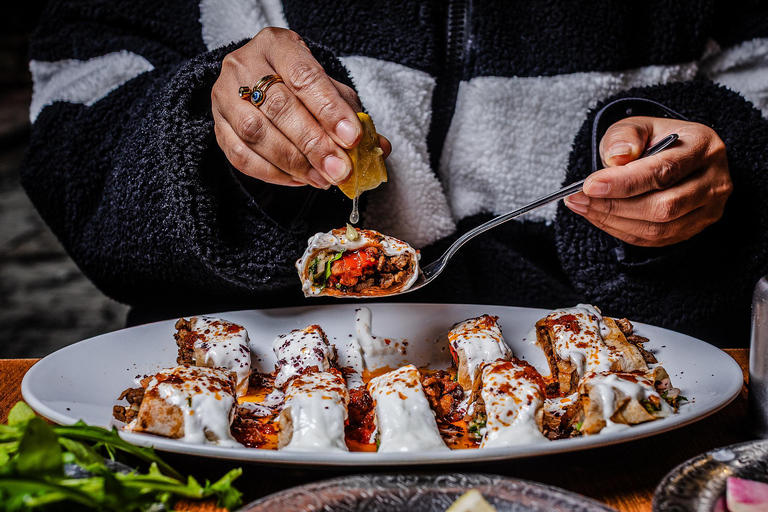 Istanbul: Baklava Backstreets Food Tour with 12+ Tastings
