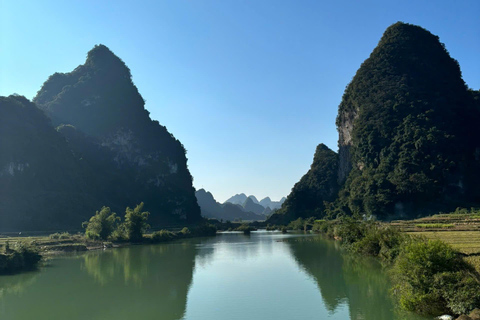 De Ha Noi: 2 dias de Trekking na Montanha do Olho de Anjo e de mota