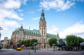 Hamburg: Historischer Rundgang zum Zweiten Weltkrieg & Panorama in kleiner Gruppe