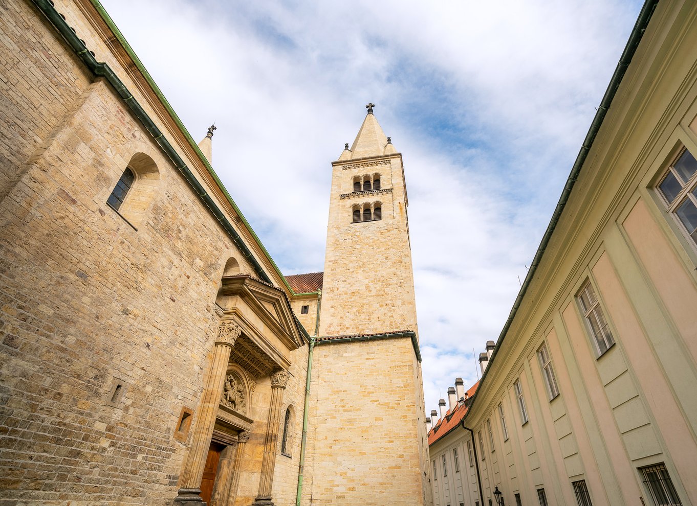 Prag: Slotstur med lokal guide og entrébillet