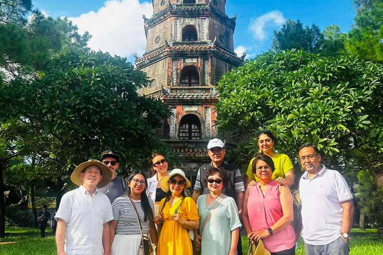 Tour de la ciudad de Hue de día completo: Ciudadela, Pagoda y Barco Dragón