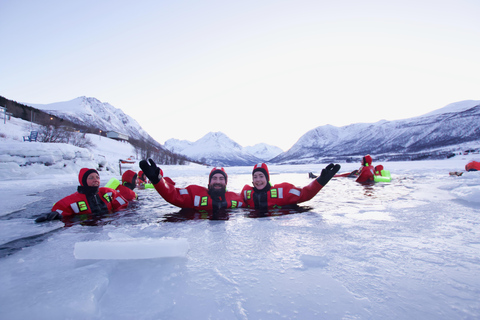 Tromsø: Acampamento Flutuante no Oceano Ártico Fato de Resgate NataçãoExperiência Noturna