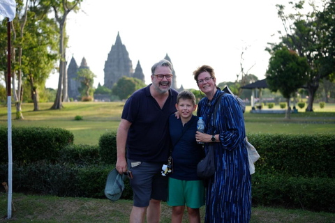Tour privato tutto incluso: Borobudur e PrambananTour privato all inclusive: Borobudur e Prambanan