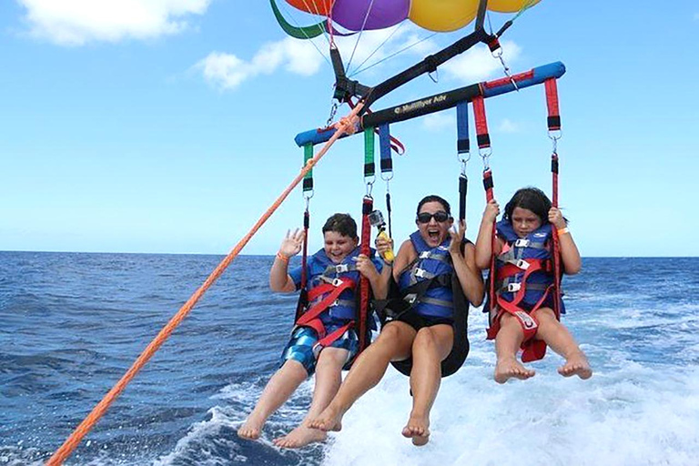 Punta Cana : activité en bateau rapide avec plongée en apnée et parachute ascensionnel