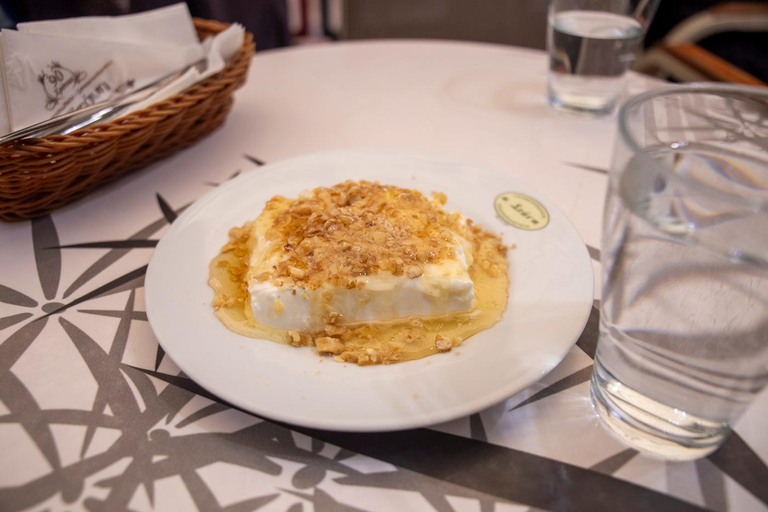 Athens: Small Group Food Tour with Private Lunch