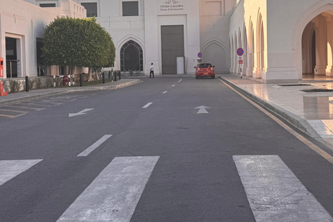 Oman : Visite privée de la ville de Mascate avec prise en charge et retour