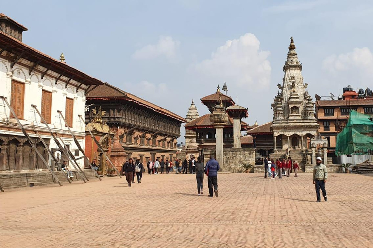 Nagarkot Sunrise and Bhaktapur Day tour with Guide