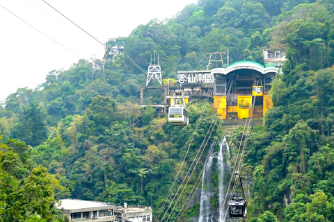 Taipei: Yangmingshan/Wulai Firefly Adventure Wulai Join-in Tour (incl. Aboriginal Culture & Cable Car)