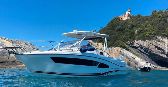 From La Spezia: Cinque Terre Private Boat Tour with Lunch