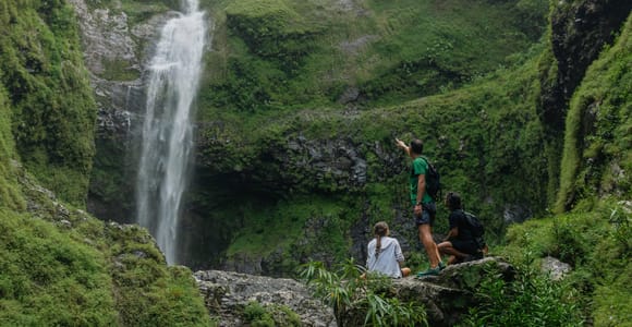 Mauritius: Cascade 500 Pieds Guided Hike with Waterfall Swim