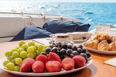 Baku: Shared Yacht Tour with Swimming Stop