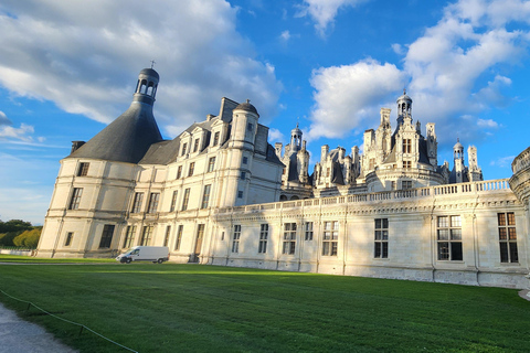 Paris to Loire Valley Castles Chambord & Chenonceau -DayTrip