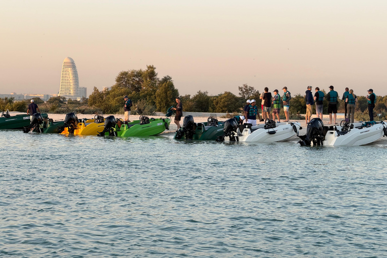 Abu Dhabi: Private Small Boat Rental (No License Required) Abu Dhabi: Small Boat 2 Hour Rental (No License Required)