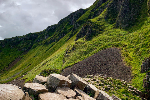 From Belfast: Private Flexible “Causeway Coast Hopper” Tour