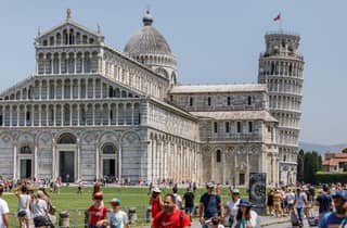 Pisa: Mehrsprachiger Rundgang mit Audioguide und Tourleiter