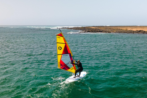 Beginner windsurf course in El Cotillo (4 hours) learn to windsurf