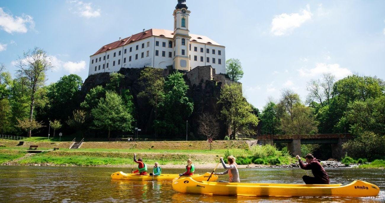 Bad Schandau: Rad- und Kanutour nach Děčín