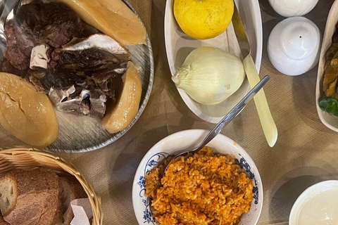 Chipre: Aulas de culinária na Taberna Fournisto com almoço