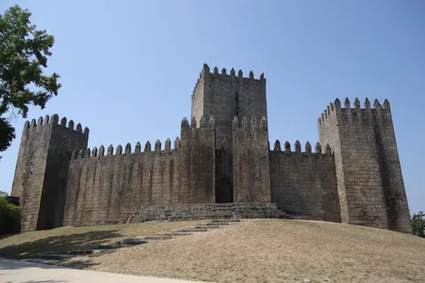 From Porto: Braga and Guimarães Full-Day Trip with Lunch