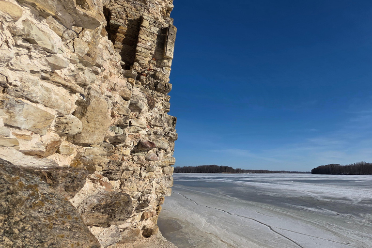 From Riga:Medieval Castles&Legends Tour: Lielvārde & Koknese