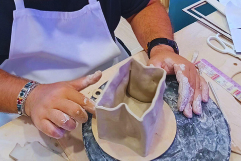 Naples: Ceramic Workshop with Decoration and Aperitif