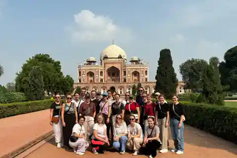Half-Day New Delhi Sightseeing Private Tour by Car