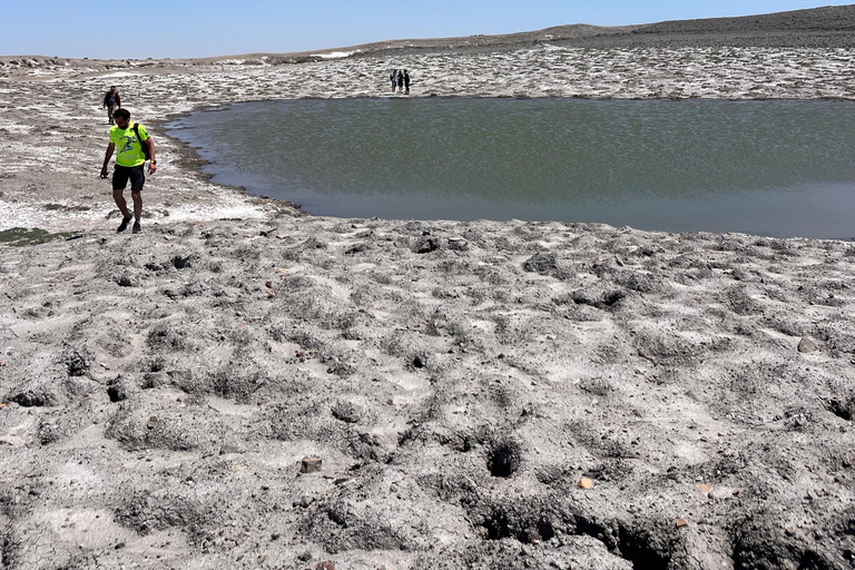 Baku: tour in mountain bike a Gobustan - vulcano di fango TogayayBaku: Tour in mountain bike sul Gobustan - Vulcano di fango di Togayay