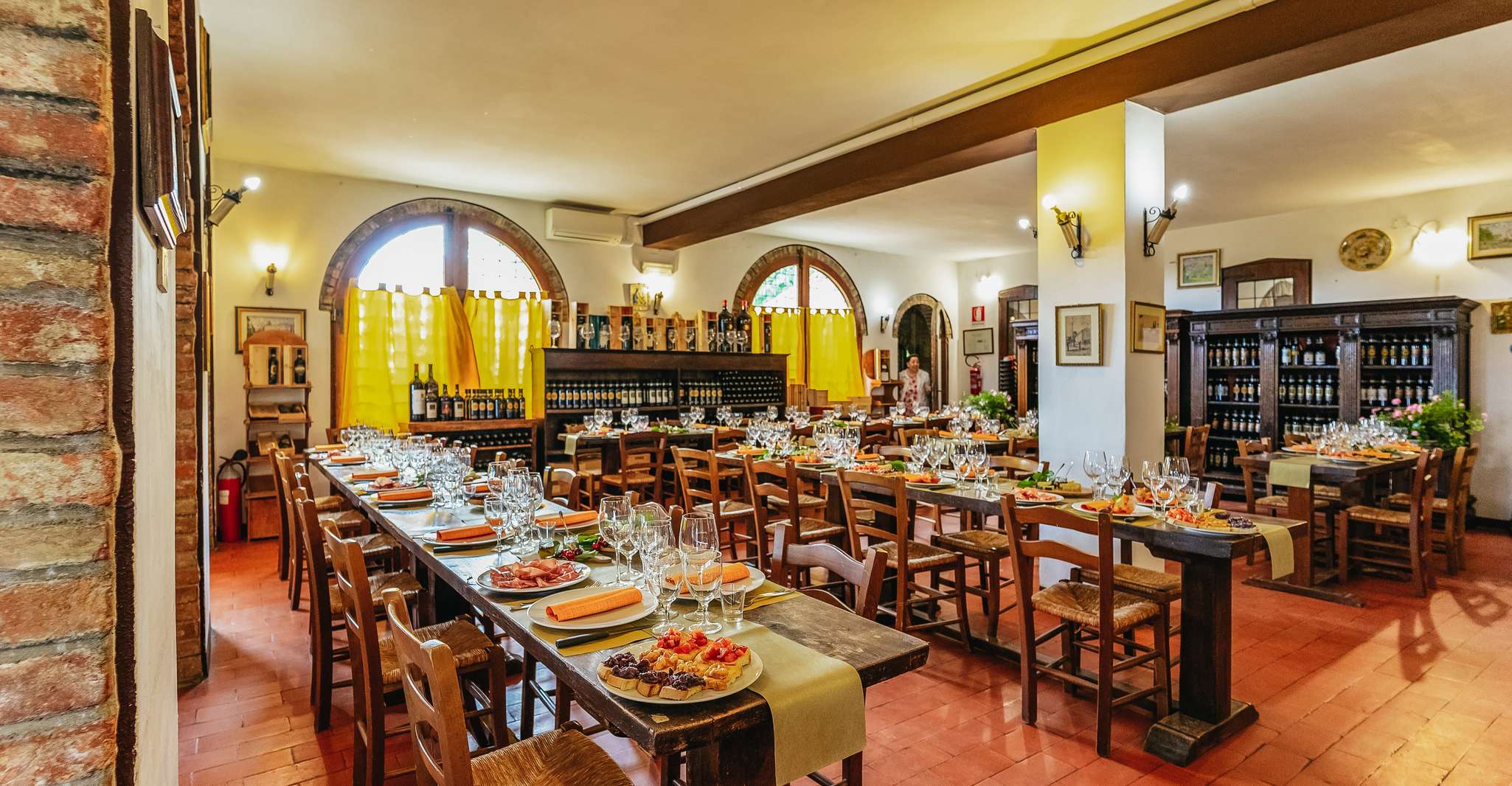 From Rome, Tuscany Guided Day Trip with Lunch & Wine Tasting - Hizvo