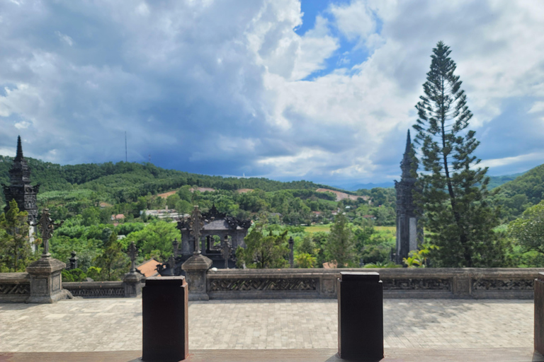 Visite privée de la citadelle de Hue avec déjeuner royal