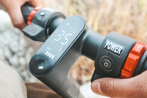 Ferragudo: scooter elettrici per un&#039;avventura nel villaggio del divertimentoFerragudo Village: Noleggio scooter elettrici