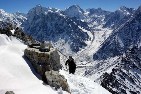 Nepal: 10 giorni di trekking del picco di Yala e della valle di Langtang