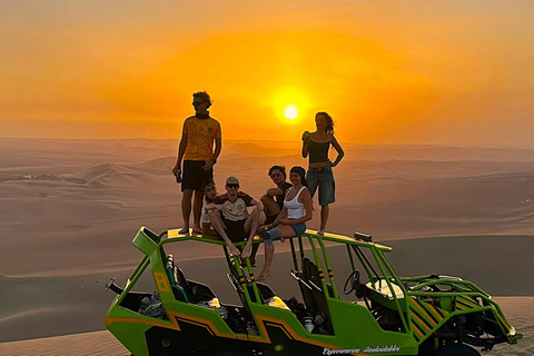 Huacachina: Dune Buggy Sightseeing Tour / Sandboard / Sand Ski / Bodyboard / Sunset-Toast Huacachina: Dune Buggy Sightseeing Tour / Sandboard / Sand Ski / Bodyboard / Sunset Toast