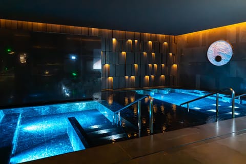 Shanghai Luxury Bathhouse & Local Lifestyle Experience