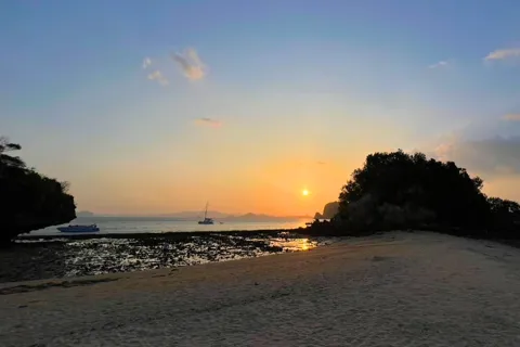 Ko Yao: Private Speedboat to Hong Island Evening Snorkeling