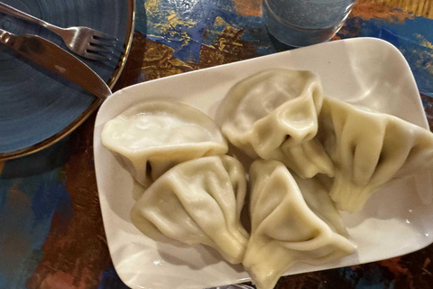 Tbilisi: Khinkali Kitchens Food Tour with 12+ Tastings