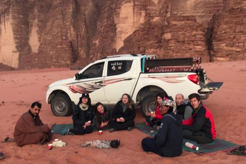 Wadi Rum, ganzer Tag mit Mahlzeiten und Camping