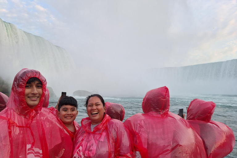 Niagara Falls: Skylon Tower, Trail, and Boat Tour (Seasonal) Summit and Spray Niagara