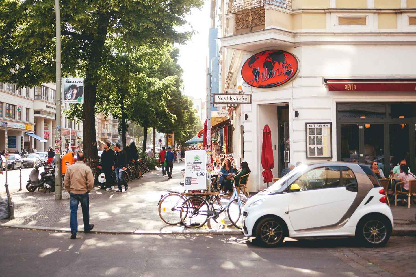 Berlin: Old Neukölln Private Walking Tour