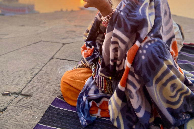 Kashi :: Heritage Walk into old city with morning boat ride