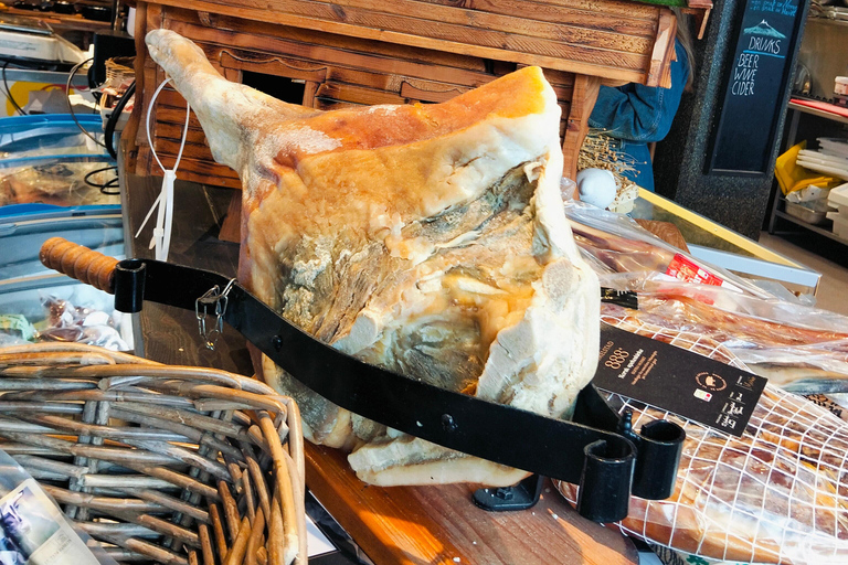 奥斯陆历史风味：美食、火焰和峡湾景观Oslo’s Taste of History – Flames, Food &amp; Fjord Views