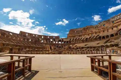 Accès au Colisée et visite du Forum romain