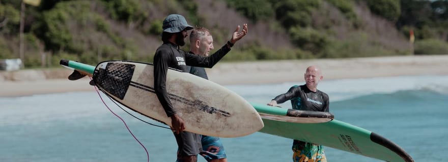 Surfez comme un champion - Pro Coaching & Ride the Best Waves !