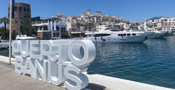 Puerto Banus: Private Harbor Tour with Tapas & Drinks