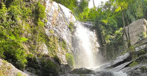 Chiang Mai: Half-Day Huay Tung Tao Waterfall Hike